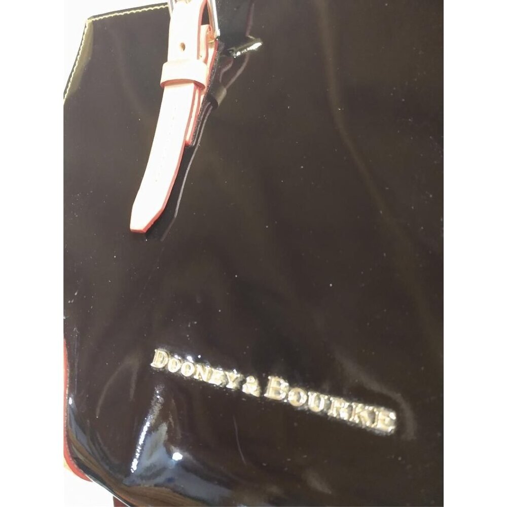 Dooney & Bourke Black & Beige Patent Leather Tote/crossbody & Wristlet Set - Picture 8 of 16